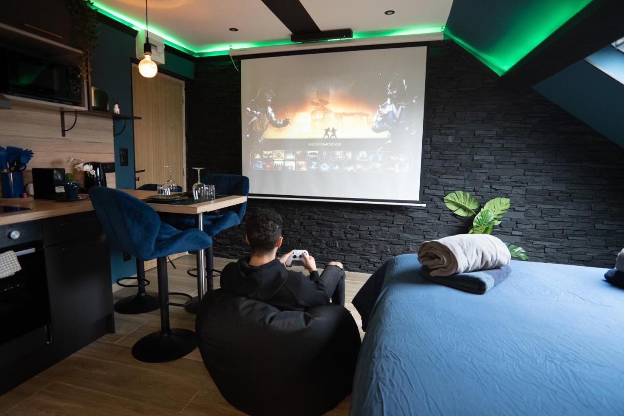 Capsule color deluxe I Balnéo I écran home cinéma I console de jeux Trith-Saint-Leger Exterior foto
